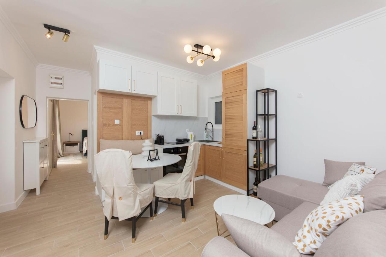 Spring Apartment เปราสต์ ภายนอก รูปภาพ