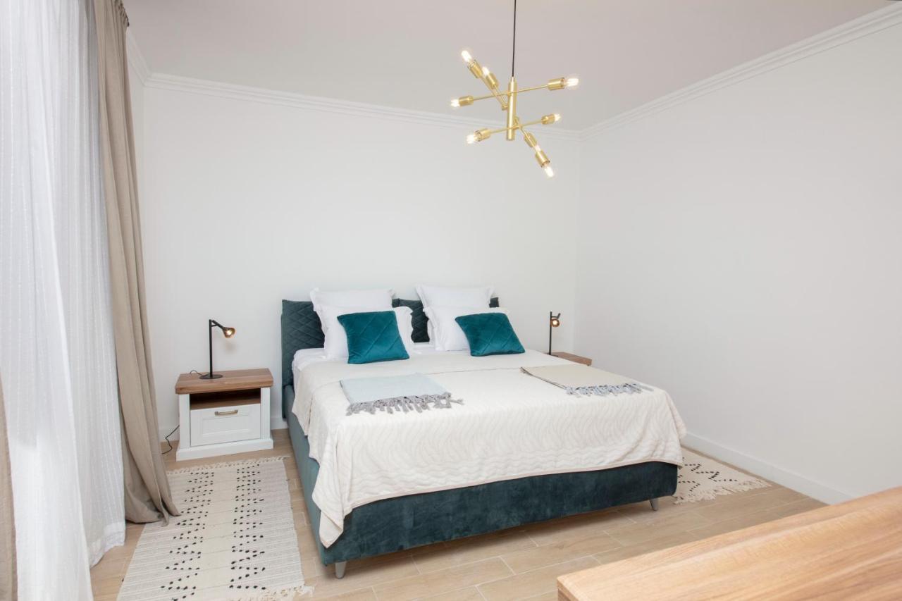 Spring Apartment เปราสต์ ภายนอก รูปภาพ